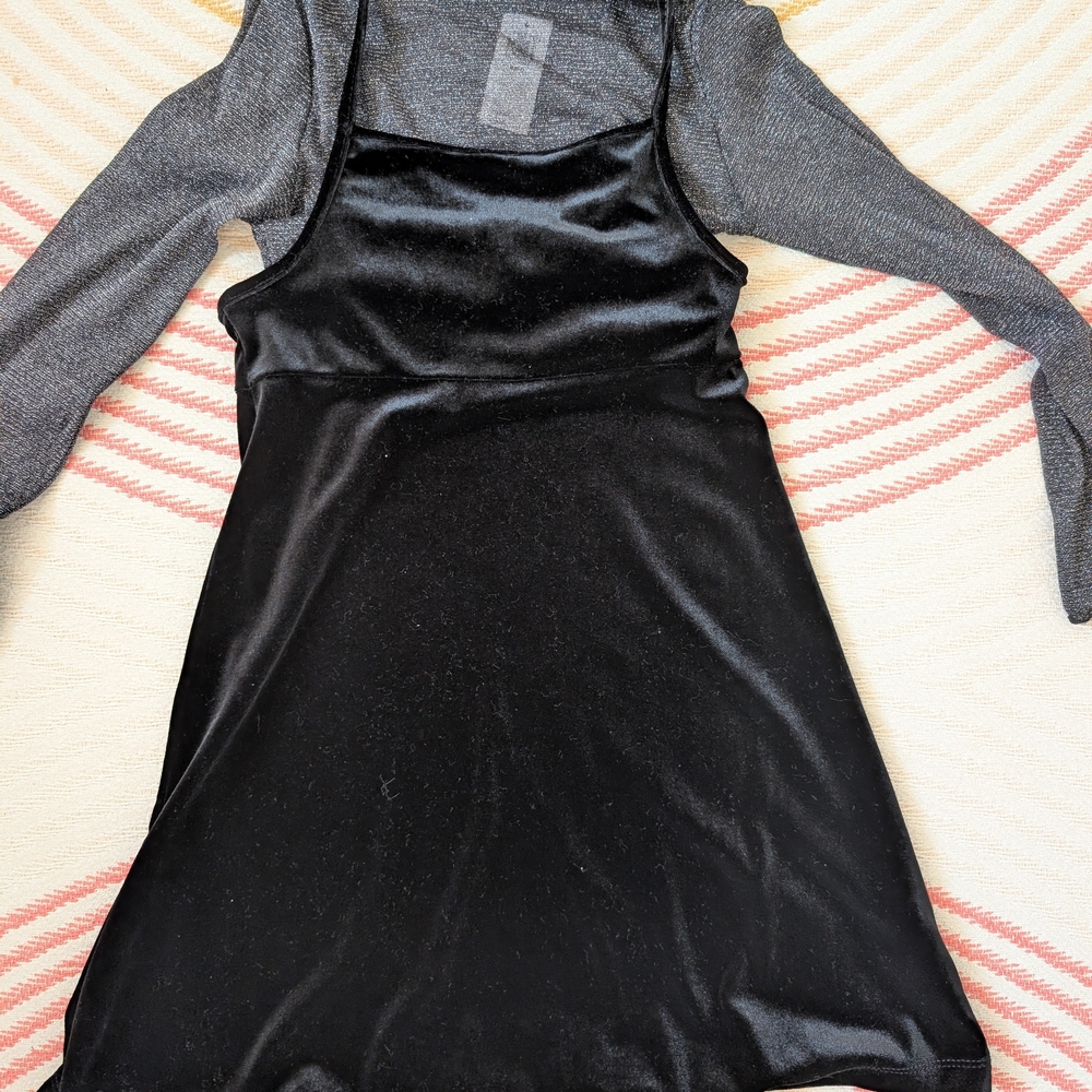 Old Navy Black and Gray Long Sleeve Dress